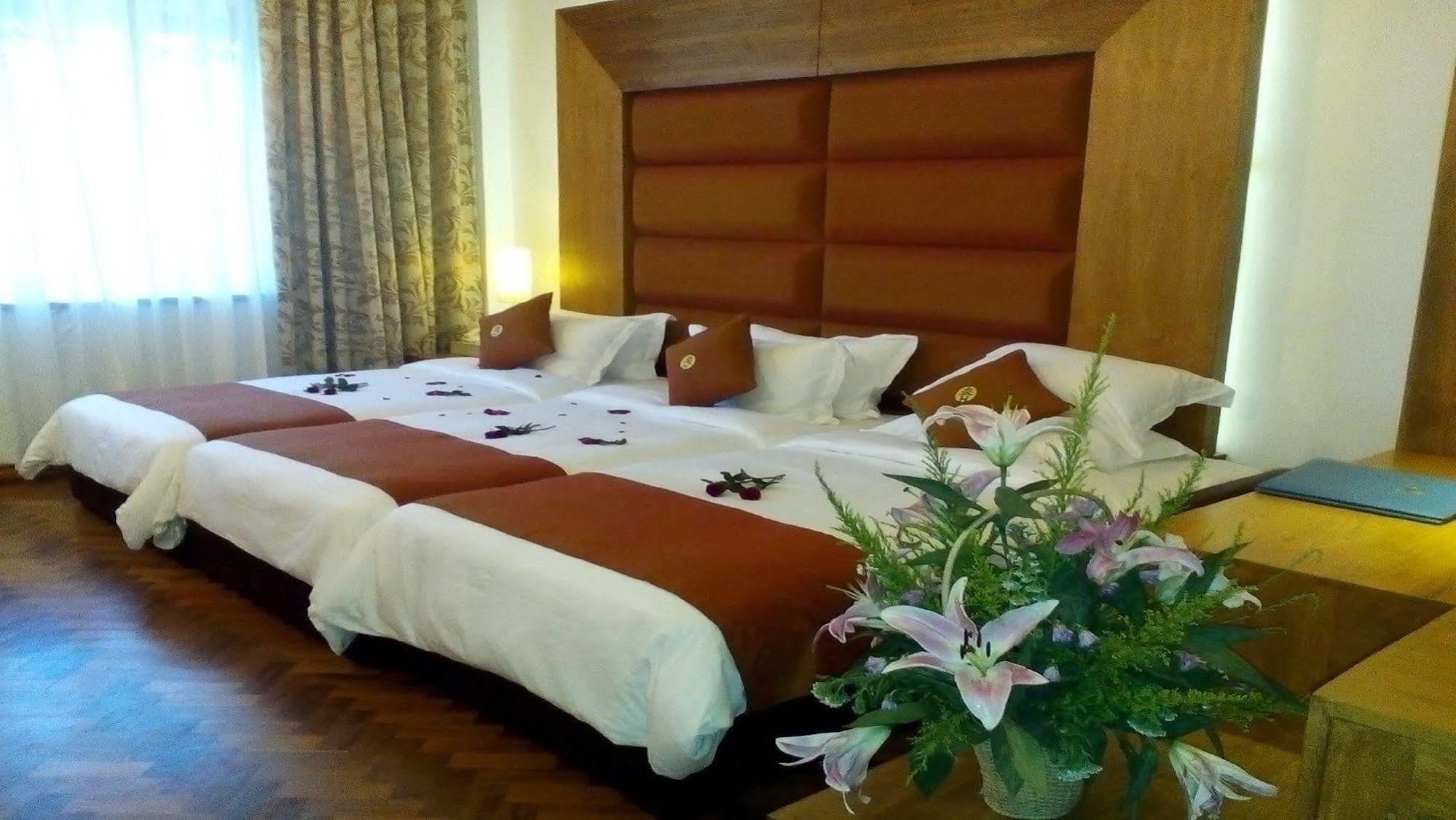 Hotel Amazing Mandalay Luaran gambar